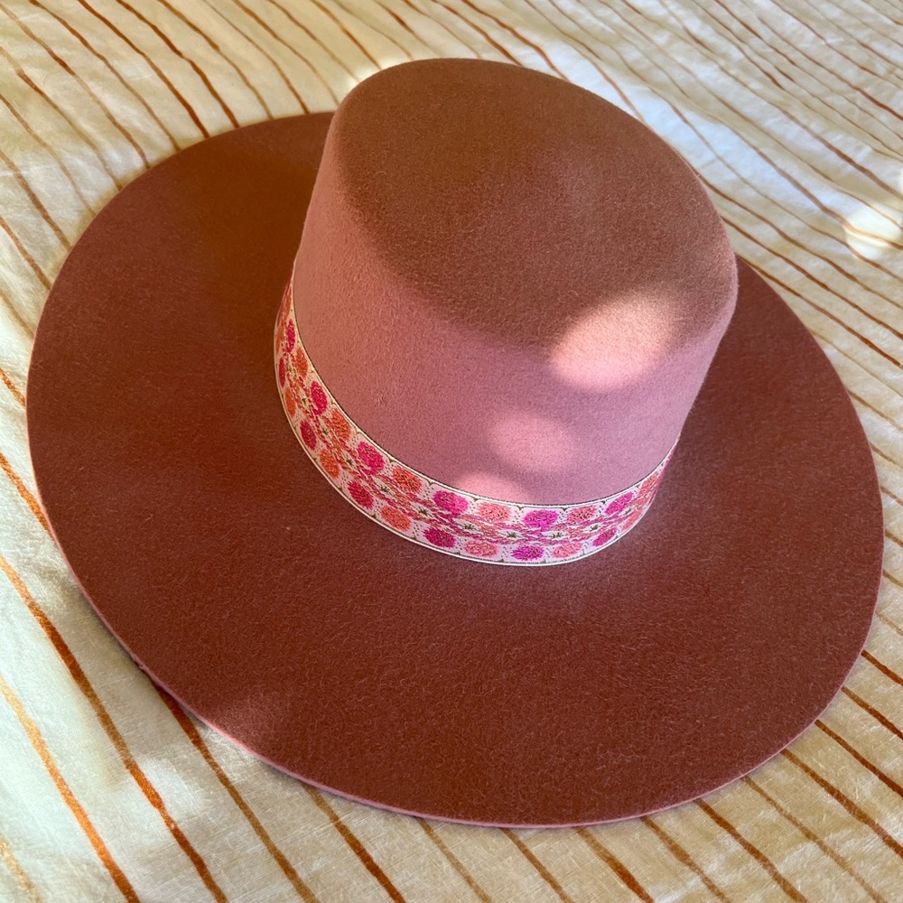 Lack of color hat